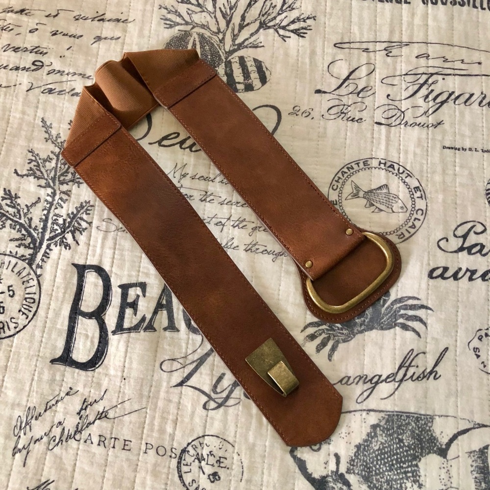 Mid waist belt